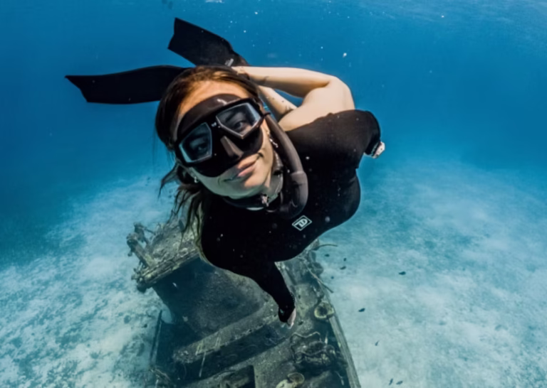 Freediving Instructor & Depth Competitor